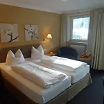 Alpenhof Restaurant Hotel 3*