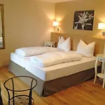 Alpenhof Restaurant 3*